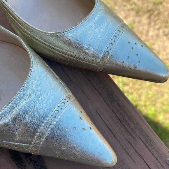Manolo Blahnik Gold Heels - Picture 3 of 12